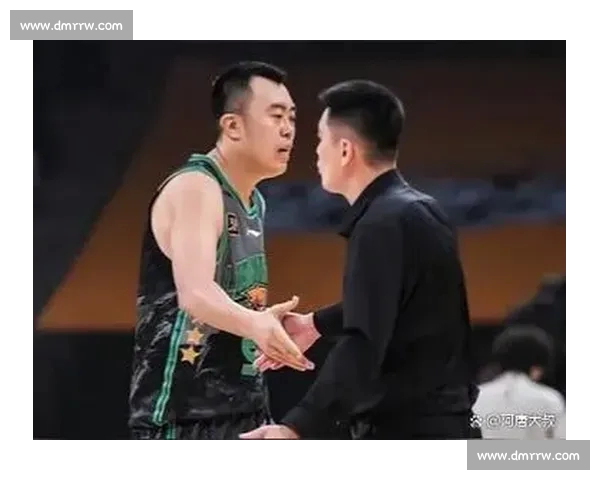 高清篮球直播全程跟踪精彩赛事即时更新让你不错过每一场精彩对决 - 副本 - 副本 (14) - 副本